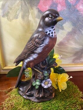 Ceramic Robin or Thrush Songbird Figurine